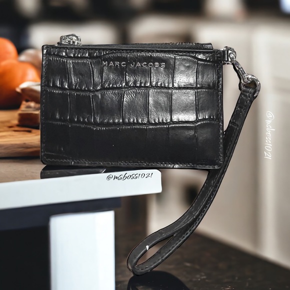 MARC JACOBS Convertible Shoulder Bag in Black + Croc Cardholder/Keychain NWT - Picture 8 of 9